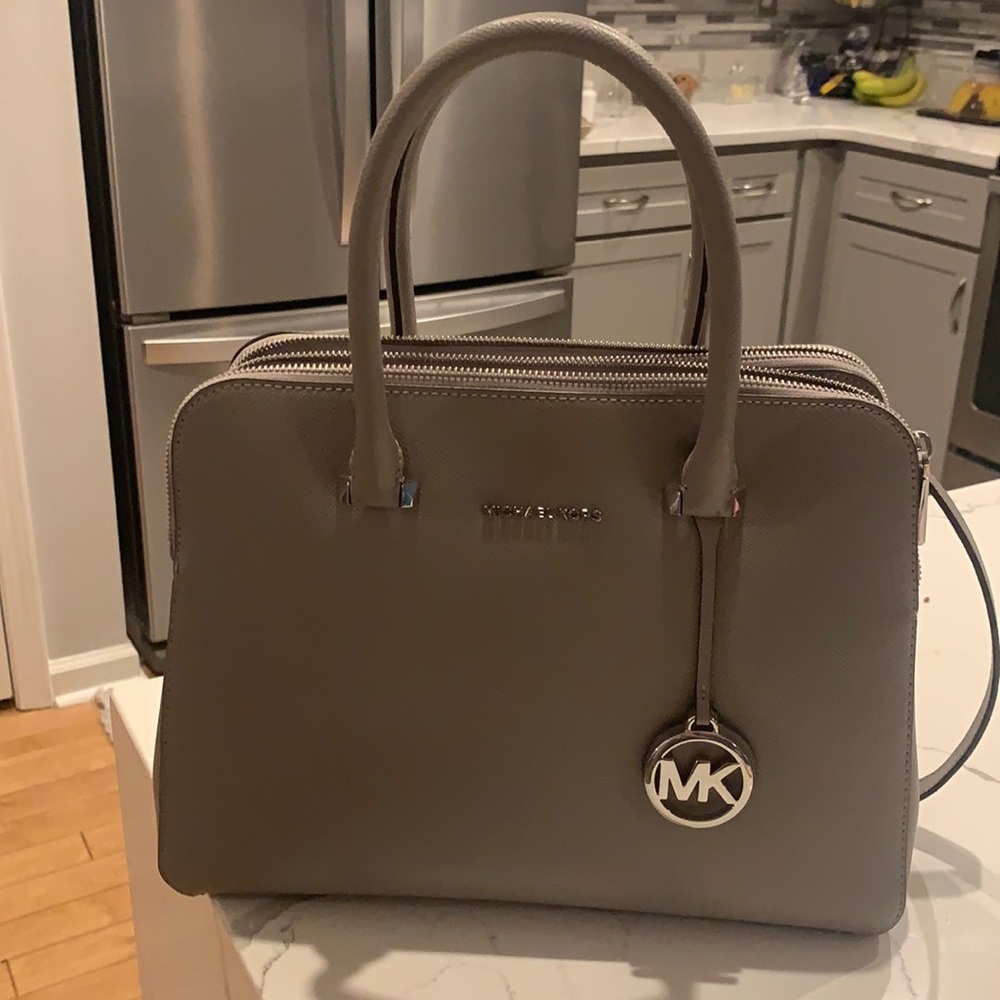Michael Kors medium gray leather Mercer style bag